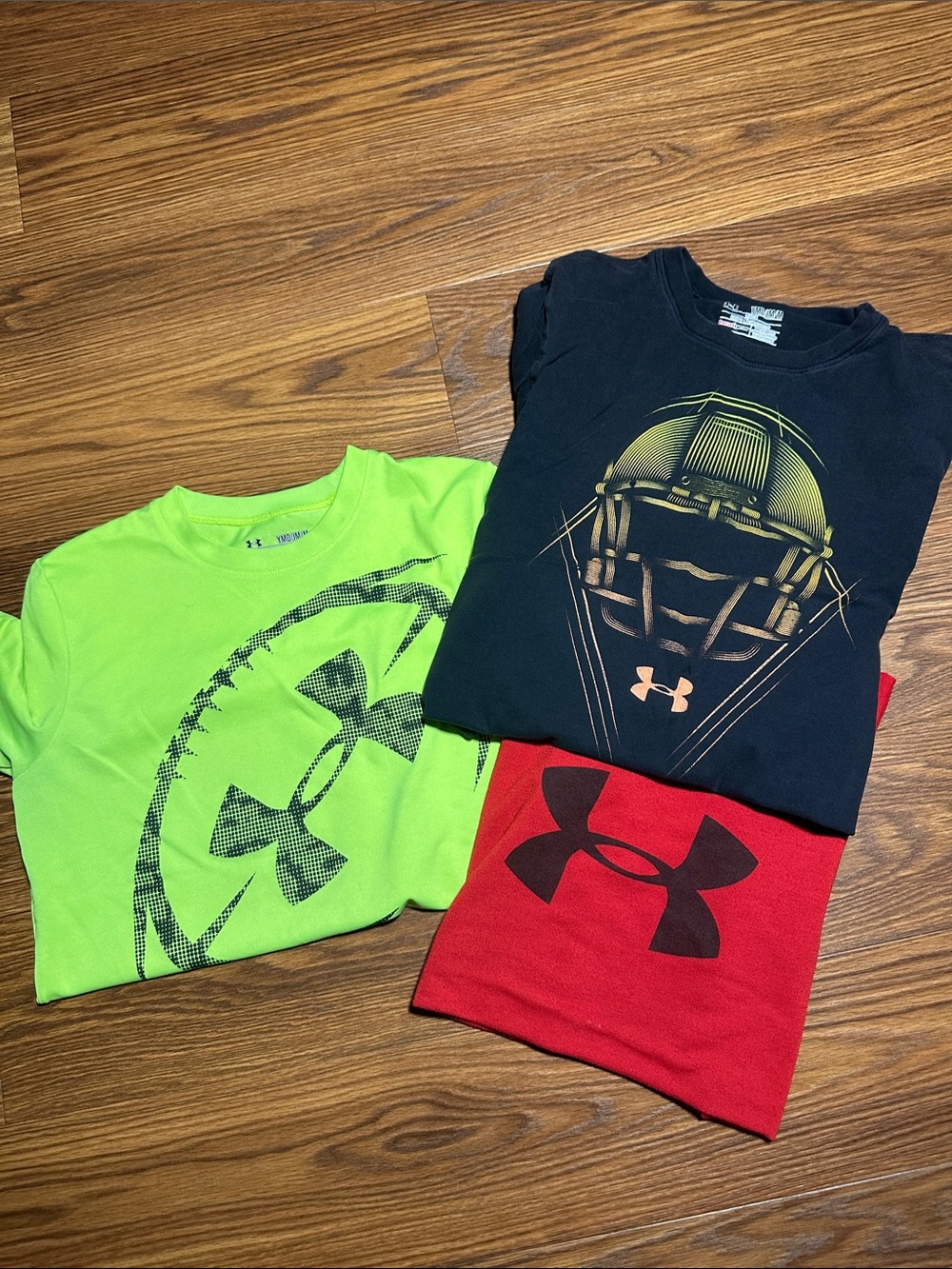 Under Armour Boys Youth Medium T-Shirt Bundle of 3 Athletic Shirts